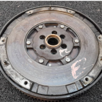 VOLANTE DE MOTOR 038105266